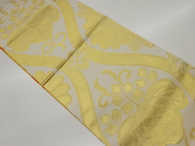 立涌に桐・菊・花菱模様織出し丸帯